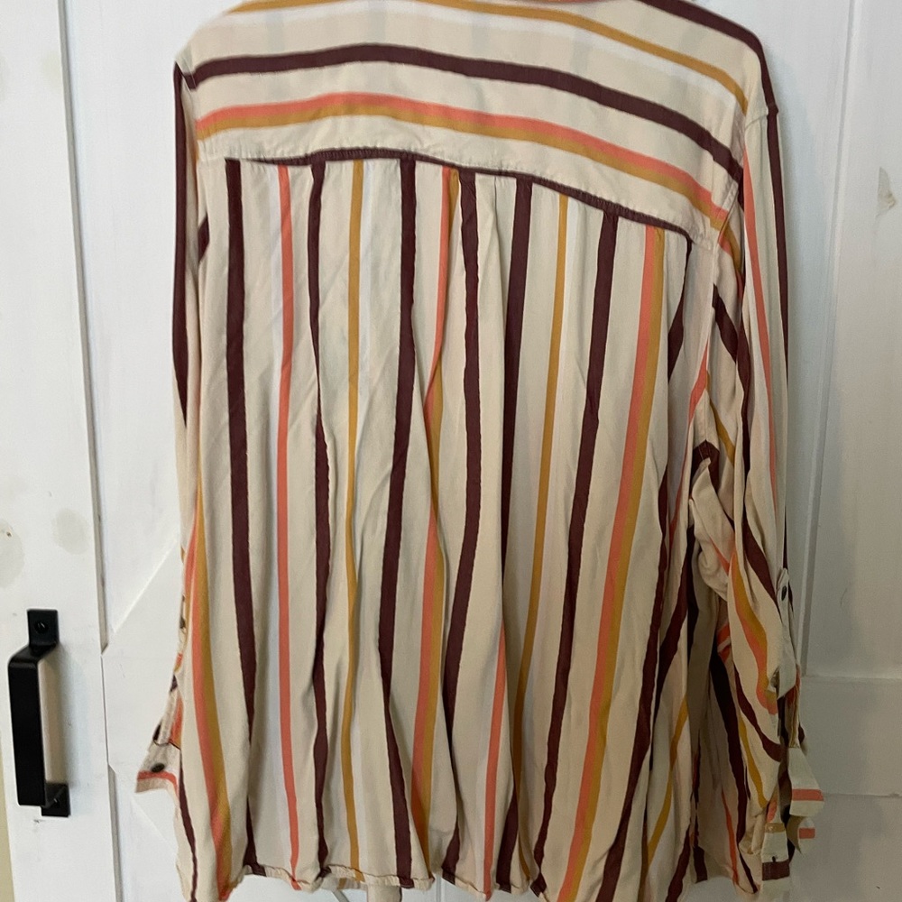 Ana, plus, 3x, striped button up. Fall, holiday, school, teacher - Picture 4 of 4